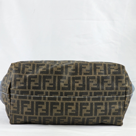 FENDI Zucca Spalmati Ombre Roll Tote Tobacco Nebula - Picture 4 of 12